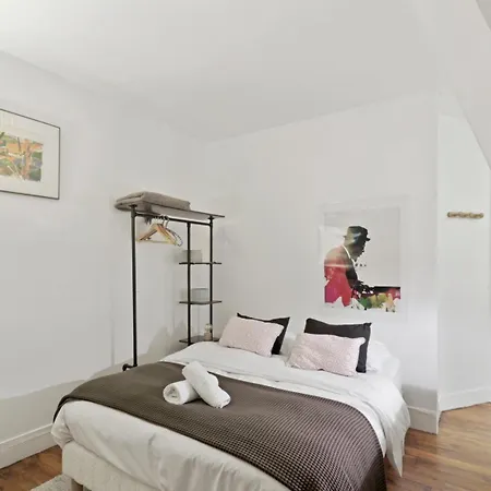 Le Globe-trotter-citeaux Paris